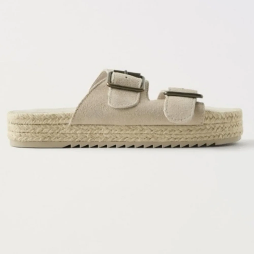 Zara Kids Tan Buckle Sandals  Sz-13.5